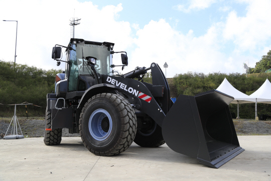 수소연료전지 휠로더. HD현대사이트솔루션 제공